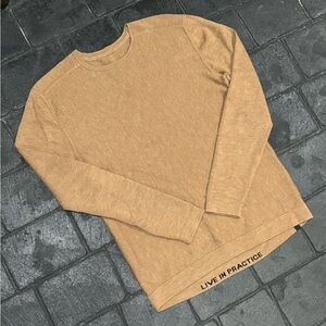 Lululemon Alpine Air Crew Sweater 100% merino wool Bark/brown Size Medium